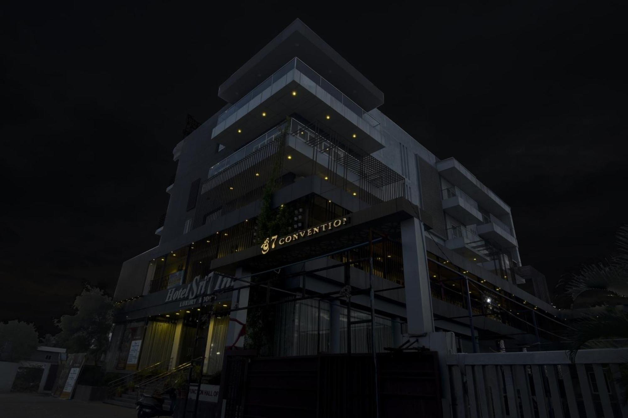 Collection O Oth Sri7 Inn Anantapur Exterior photo