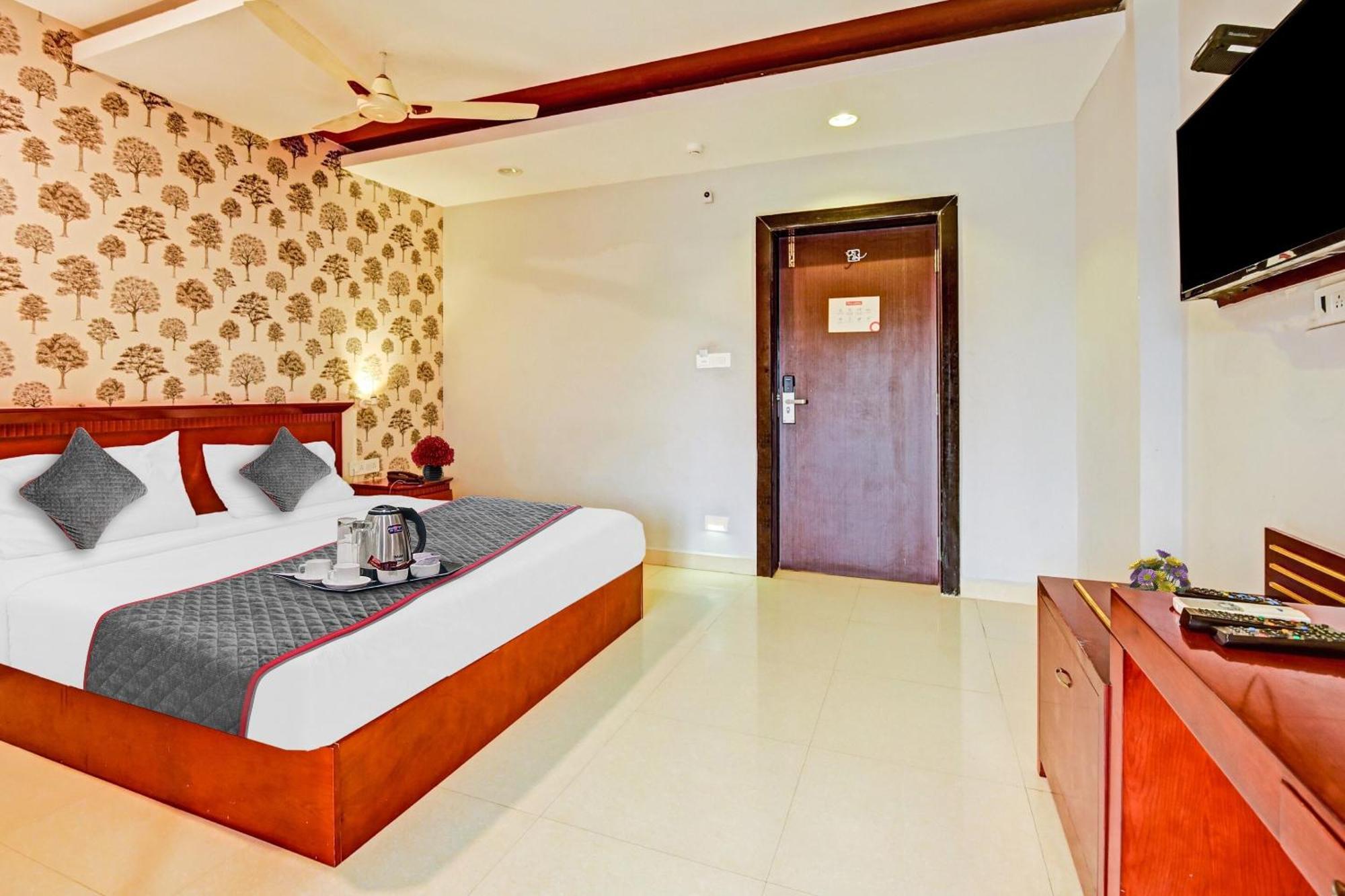 Collection O Oth Sri7 Inn Anantapur Exterior photo